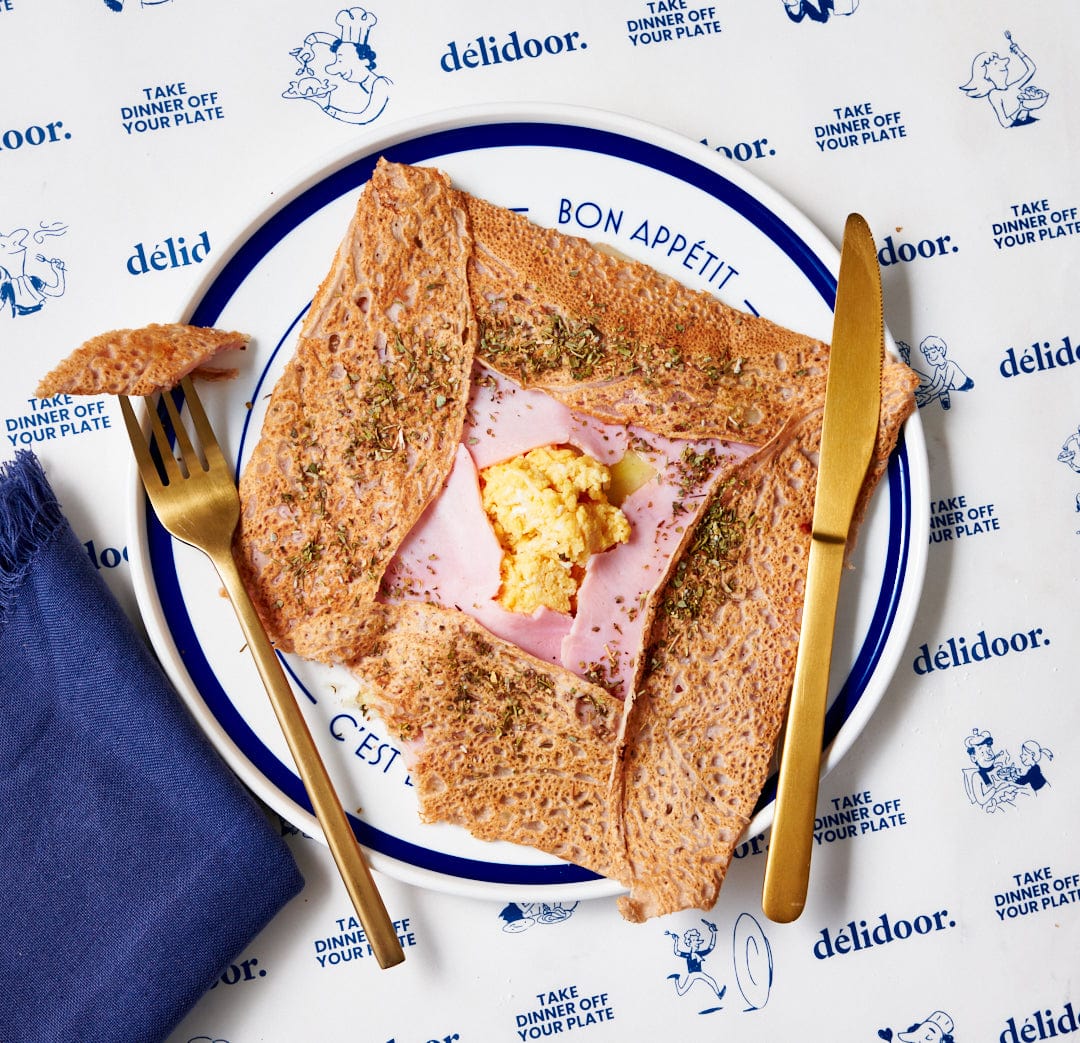 Foil Traditional Galette (savoury crêpes) with Ham, Cheese & Egg, serves 1