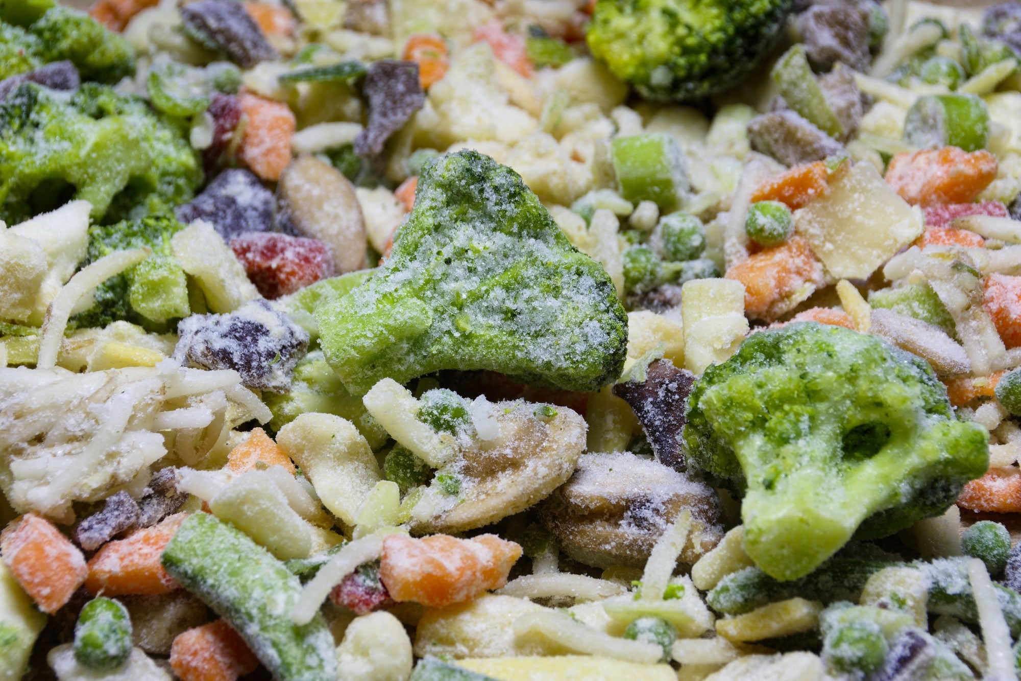 healthy frozen ingredients including brocoli