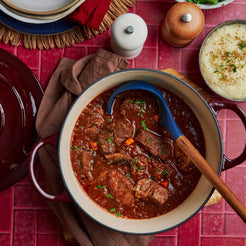 Curry, stews and wet dishes Beef Bourguignon Family Size