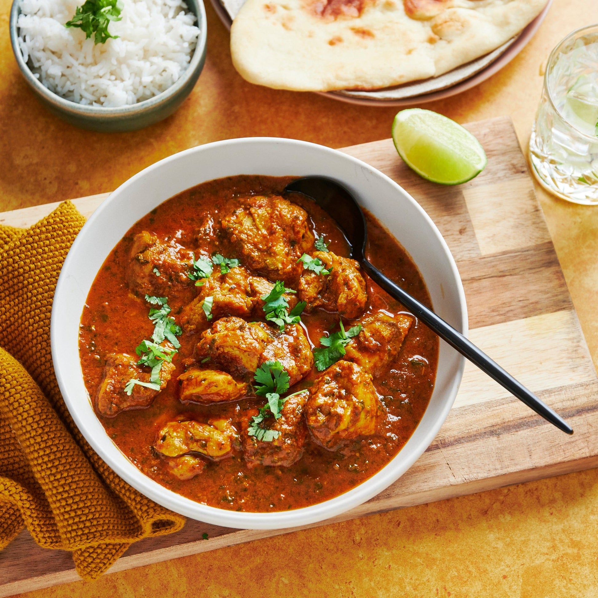 Curry, stews and wet dishes Chicken Saag