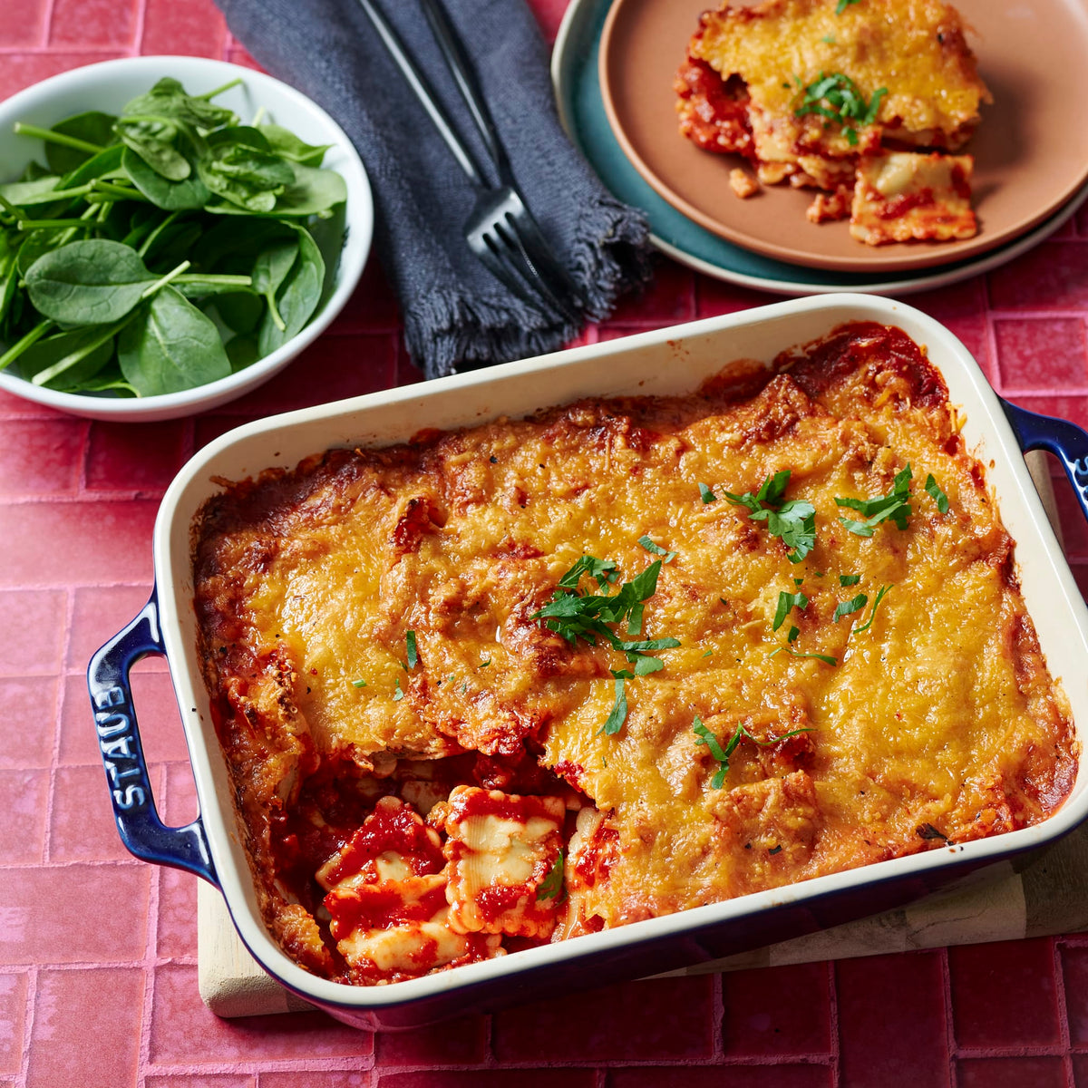 Curry, stews and wet dishes Family Beef Ravioli & Tomato Sauce