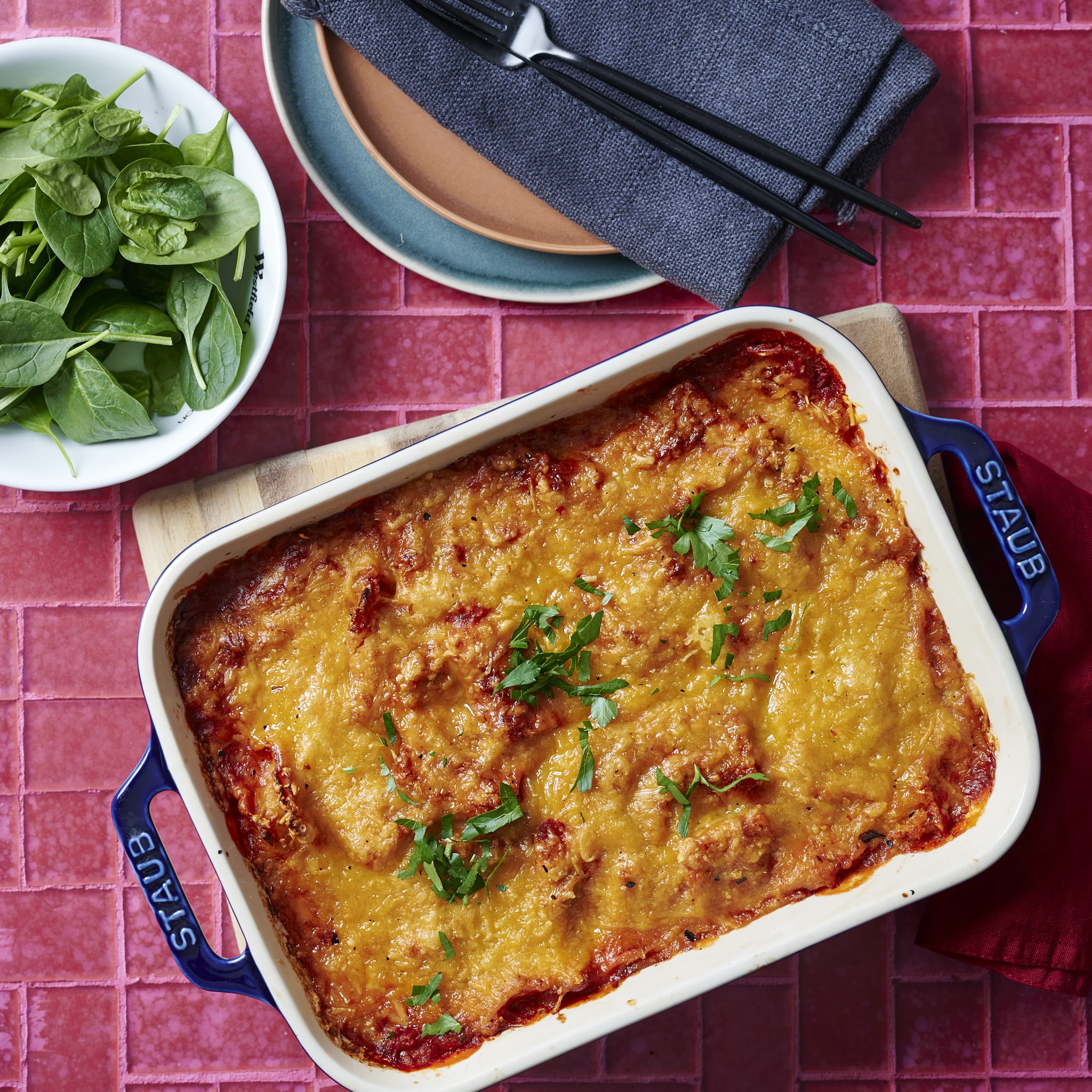 Curry, stews and wet dishes Family Beef Ravioli & Tomato Sauce