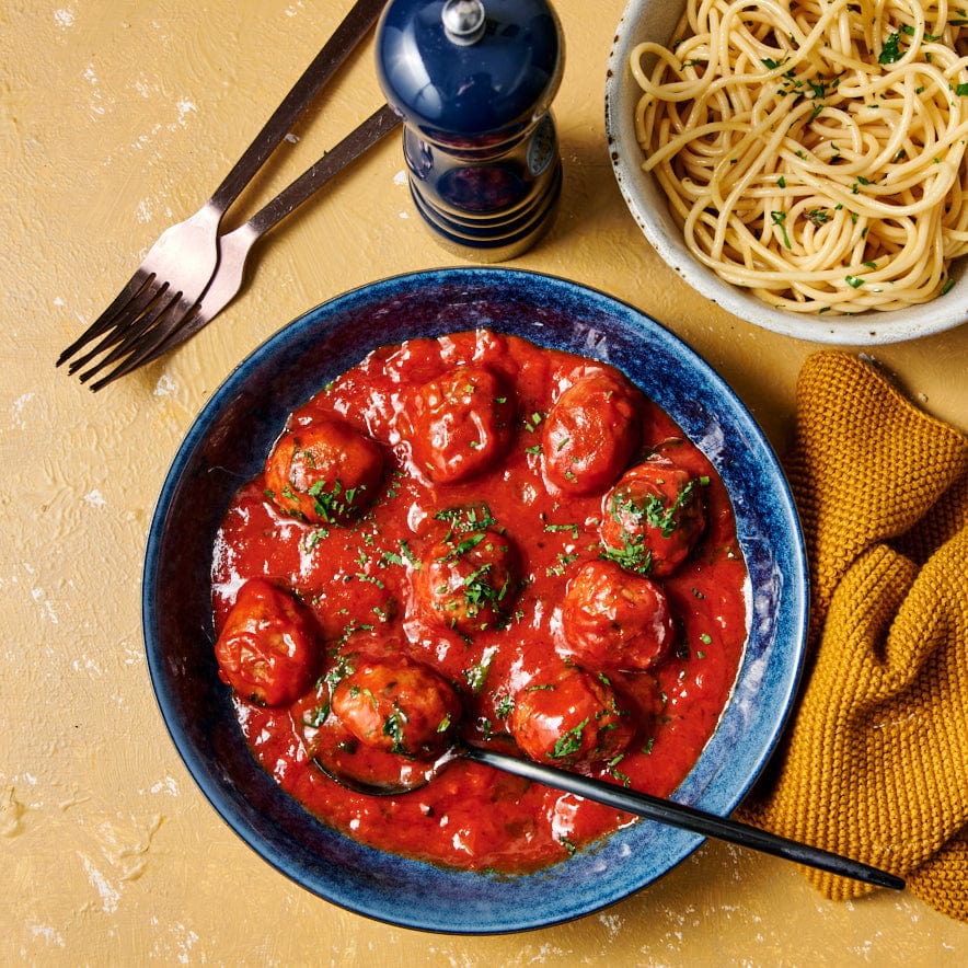 Curry, stews and wet dishes Froom™ Plant Based Balls with Italian Tomato Sauce