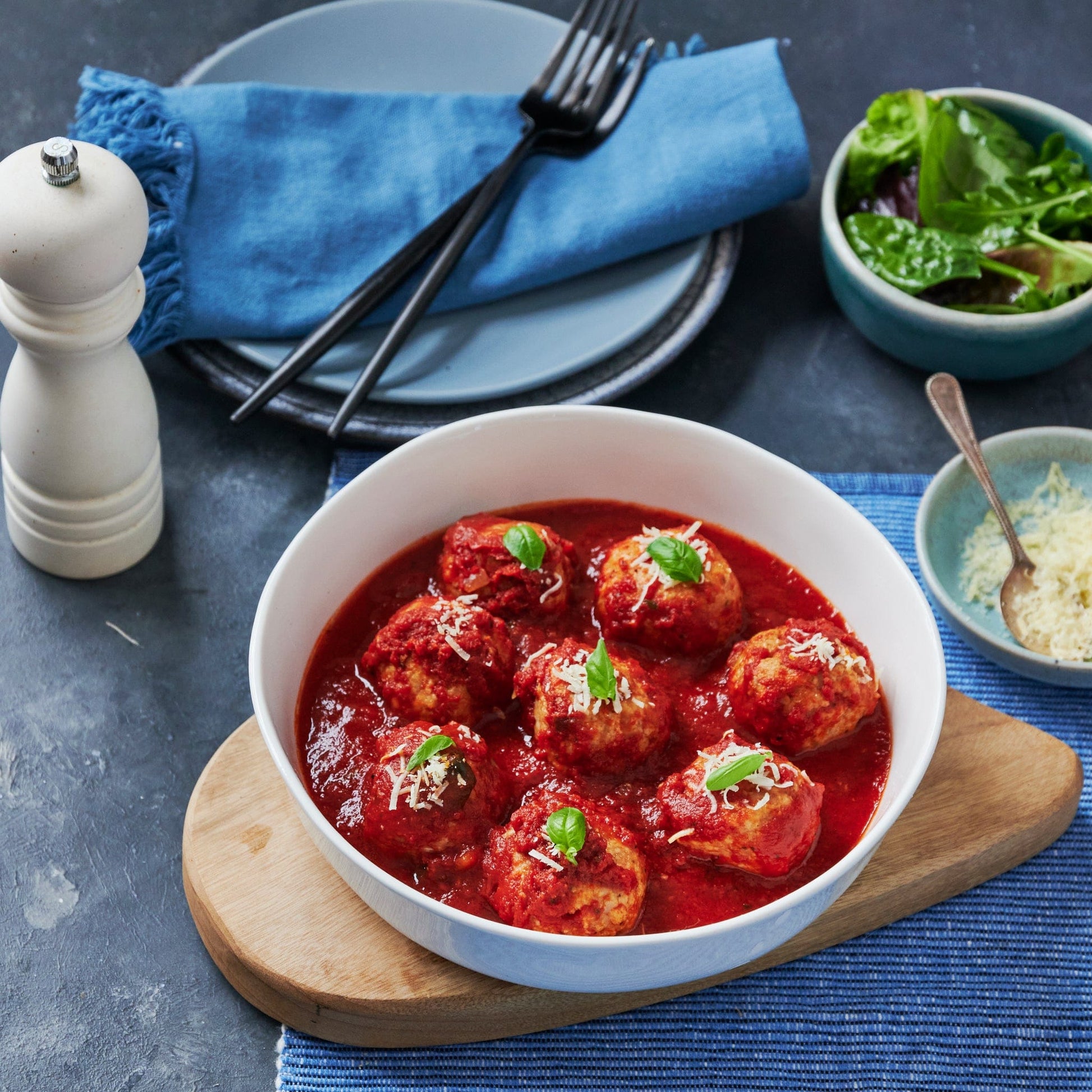 Curry, stews and wet dishes Lemon and Herb Chicken Meatballs in Tomato Basil Sauce