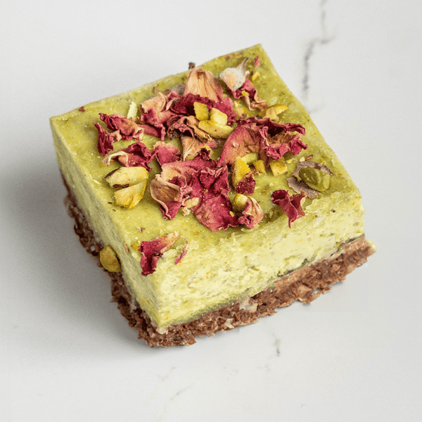 Dessert Lime & Pistacchio Slice by Wellness by Tess