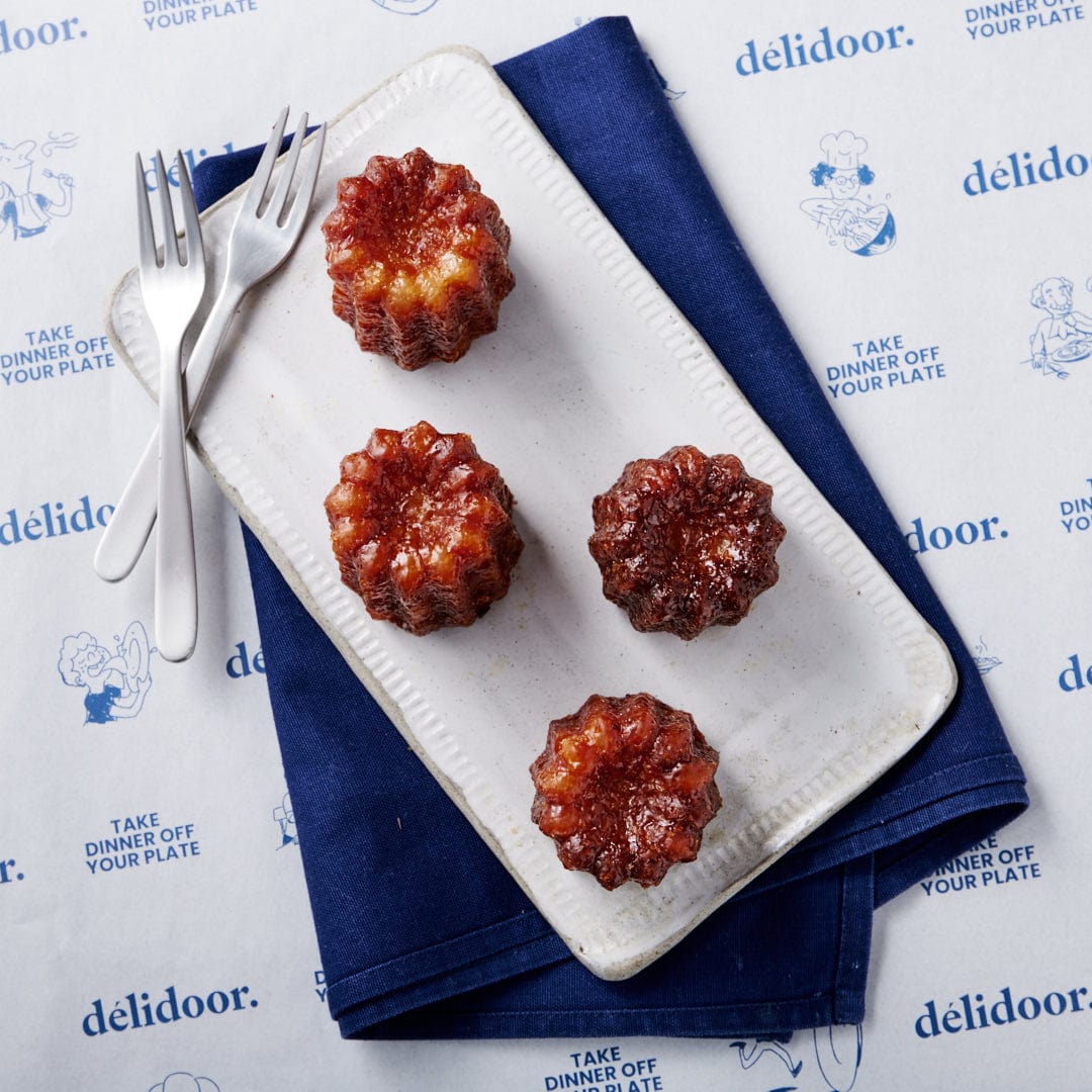Dessert Traditional Canelés from Bordeaux, 4 Canelés per serve