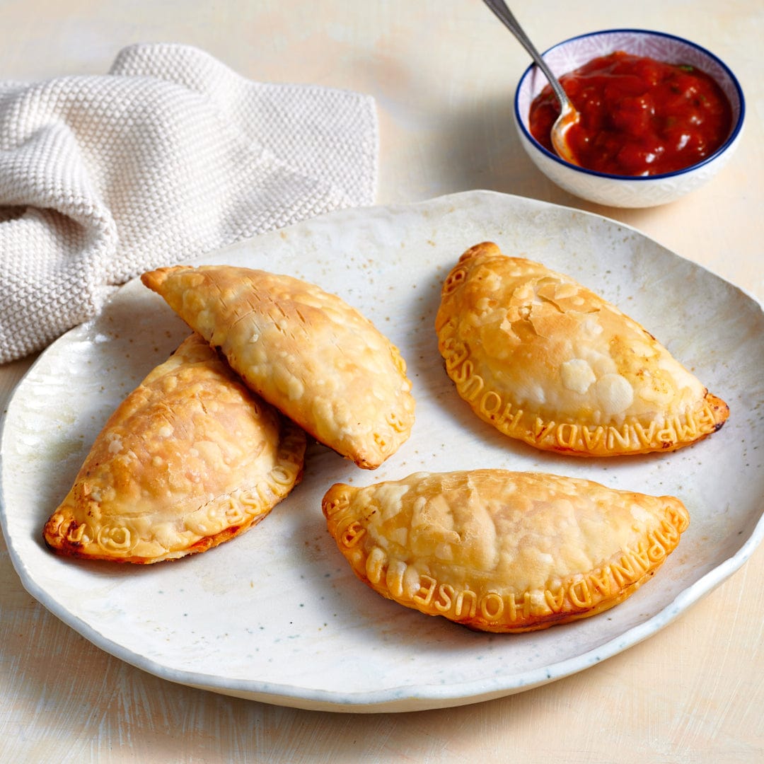 Quiche / Pie / breads Vegetarian Empanadas with Tomato, Cheeses & Basil by the Empanada House, 4*100g