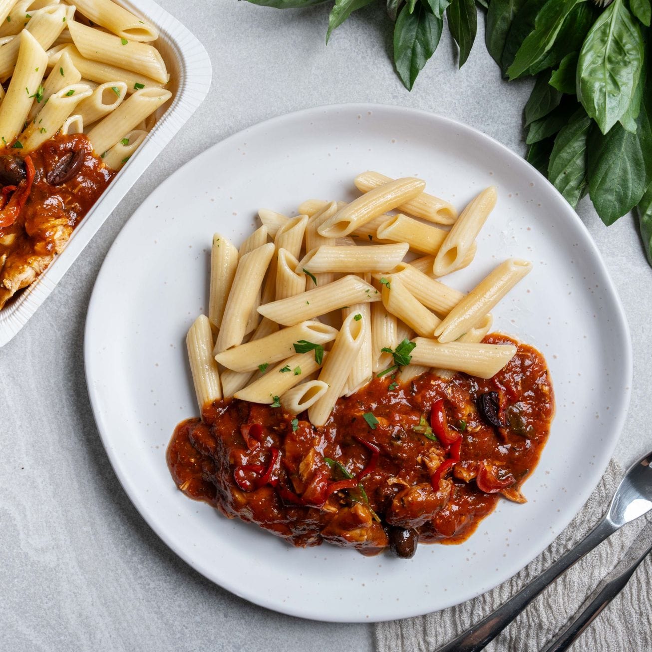 Ready to eat Meal Chicken Cacciatore and Penne Pasta