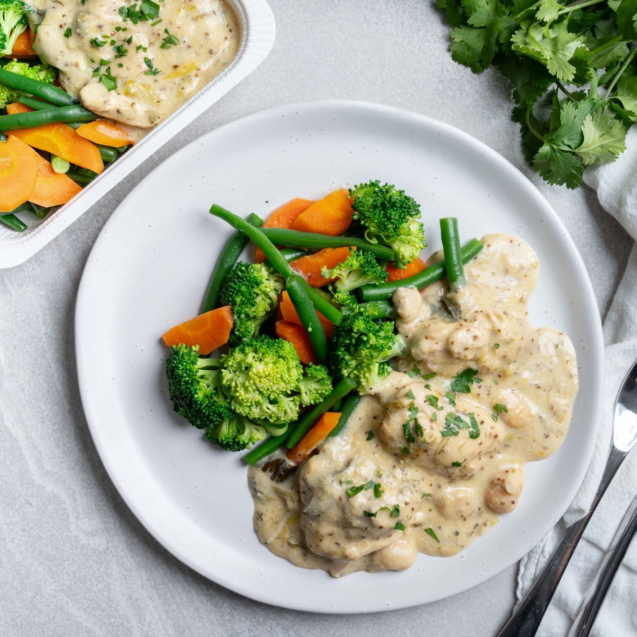 Ready to eat Meal Chicken Leek and Dijon Casserole With Steamed Vegetables