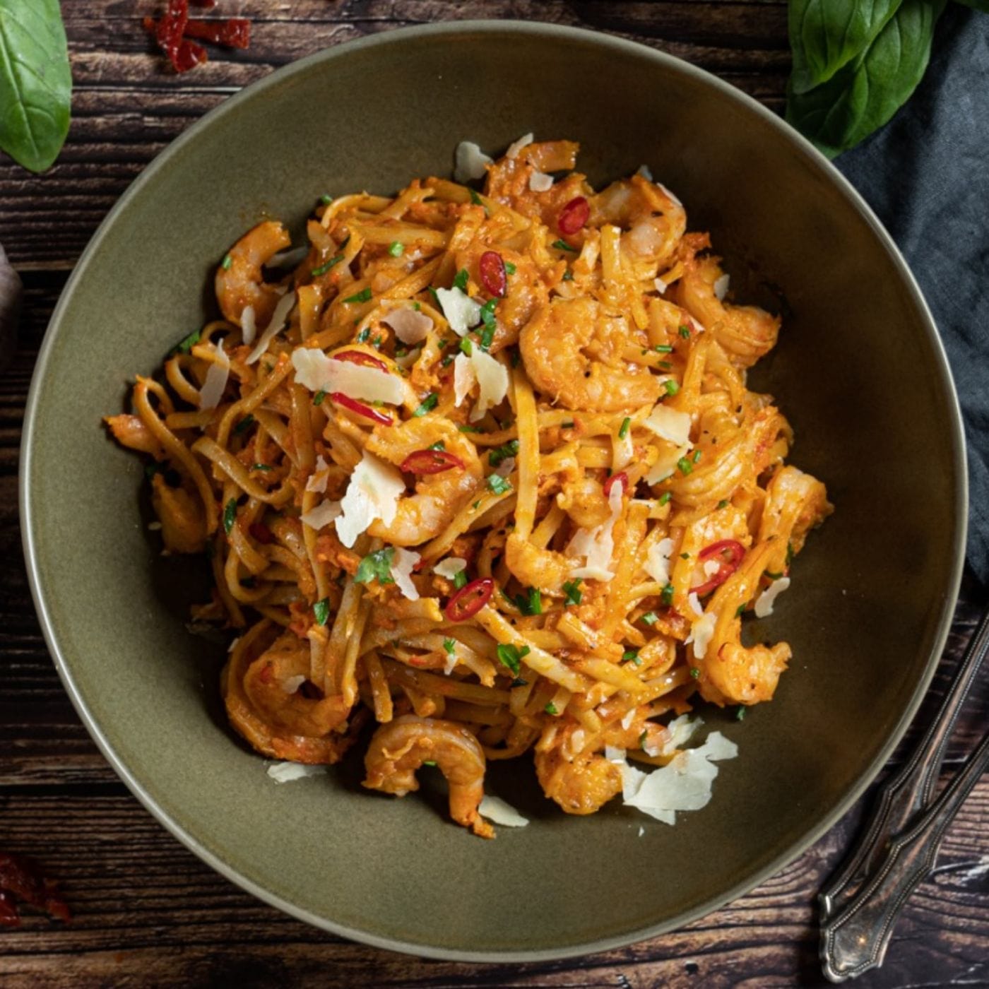 Ready to eat Meal Chilli Prawn Linguine